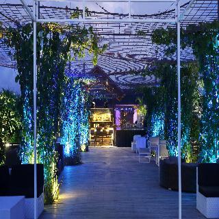 Prani Legian Hotel ภายนอก รูปภาพ